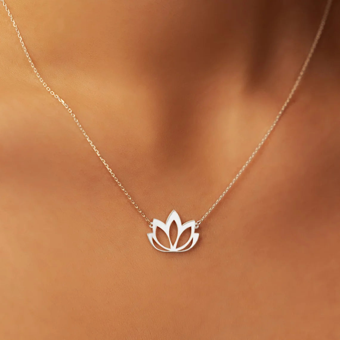 Stainless Steel Necklaces Lotus Flower Dainty Necklace for Women Minimalist Necklace Lotus Flower Necklace Gift for Her