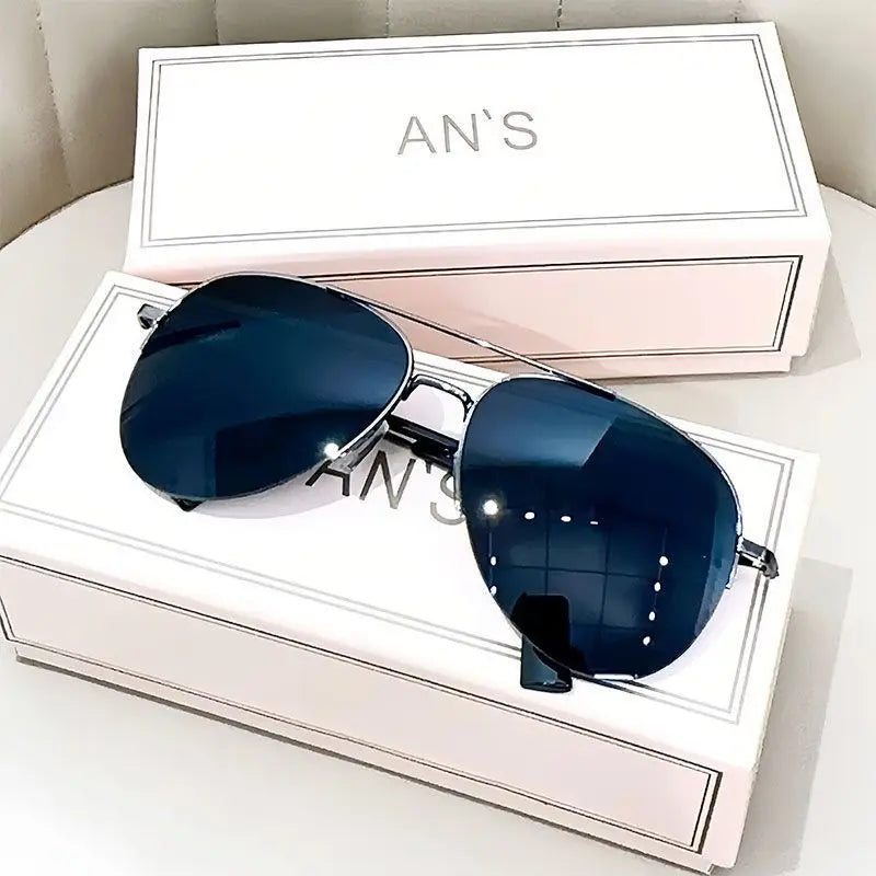 Fashion Gradient Sunglasses for Men Big Frame Pilot Sun Glasses Design Anti-reflective Lunette De Soleil Homme UV400 (No Box)