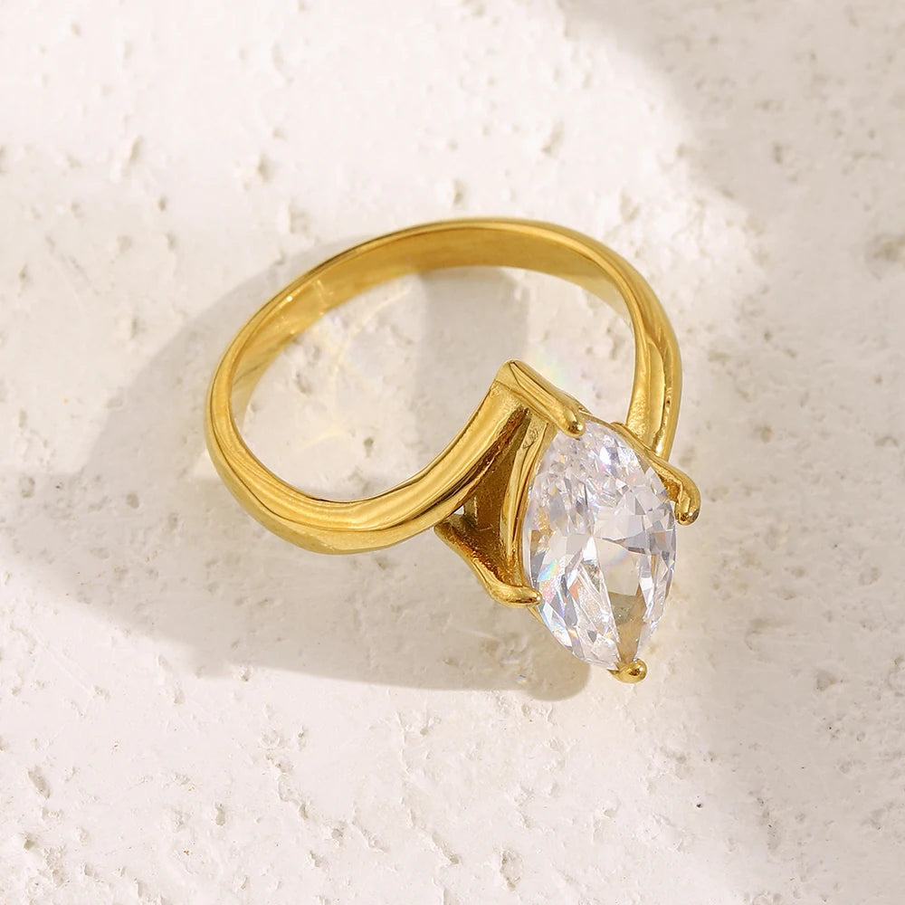E.B.belle Stainless Steel Elegent Fashion Horse Eyes Oblique Ring Charm 18K Gold Plated Jewelry For Women's Gift