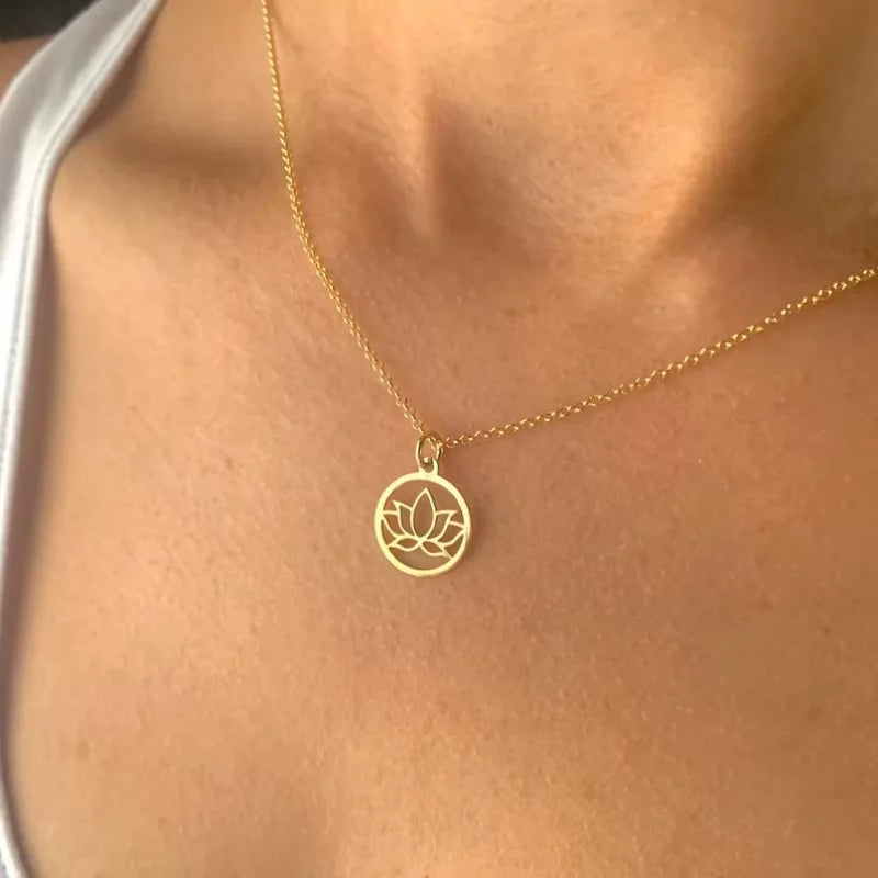 Stainless Steel Necklaces Lotus Flower Dainty Necklace for Women Minimalist Necklace Lotus Flower Necklace Gift for Her