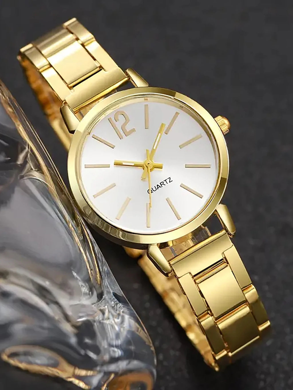 Casual Fashion  rounded Quartz Watch And Hollow Jewelry Set wi Steel Strap Birthday Gift No Box