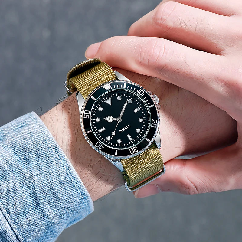 Diver Style Watch Japan Movement Rotating Bezel Fabric Strap 40mm Dial