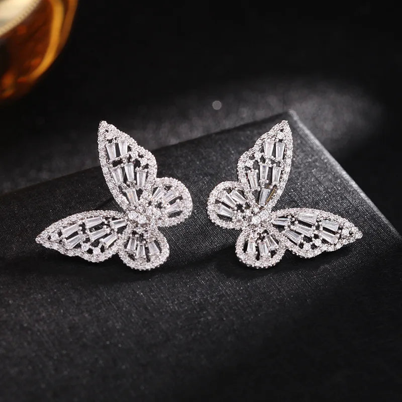 2023 New Butterfly Zircon Earrings Women's Korean Luxury Jewelry Literary Style Earrings Net Red Temperament Simple New Earrings