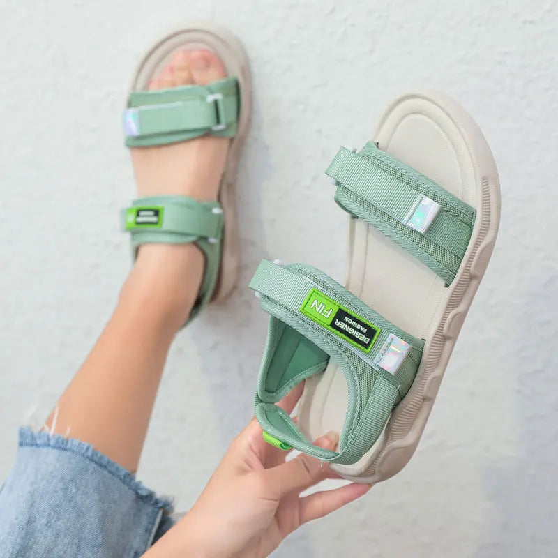 2023New Women's Sandals Fashion Thick Soled Non Slip Comfortable Outer Wear Seaside Sandalias for Summer Buckle Strap Beach