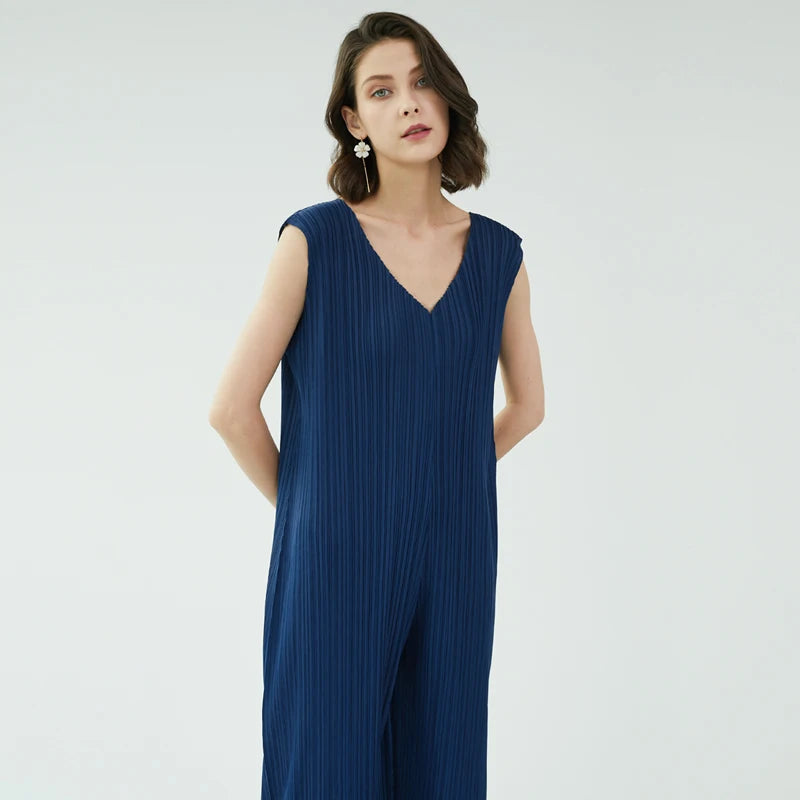 New Arrivals Summer Miyake Pleats Large Size Casual Loose V-neck Sleeveless Black Women Jumpsuit Bell Bottom Loose Dress