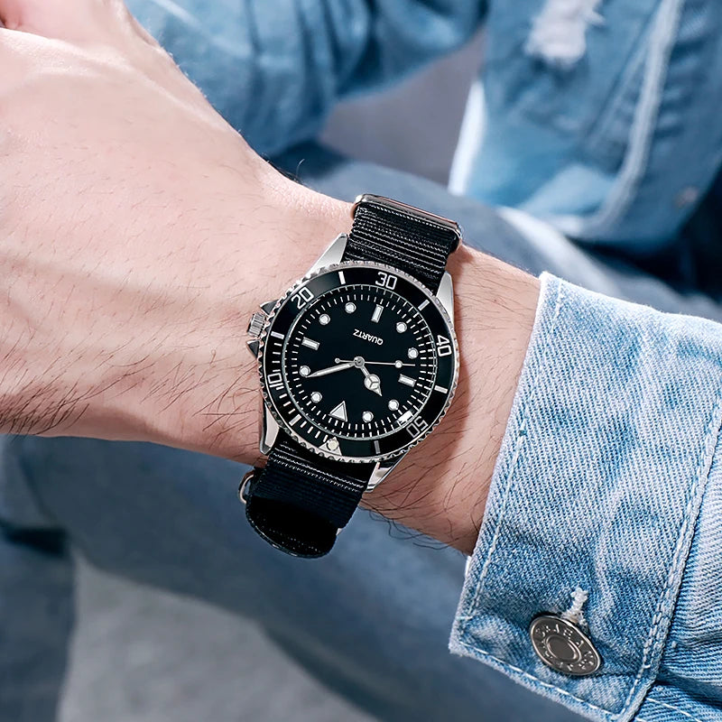 Diver Style Watch Japan Movement Rotating Bezel Fabric Strap 40mm Dial