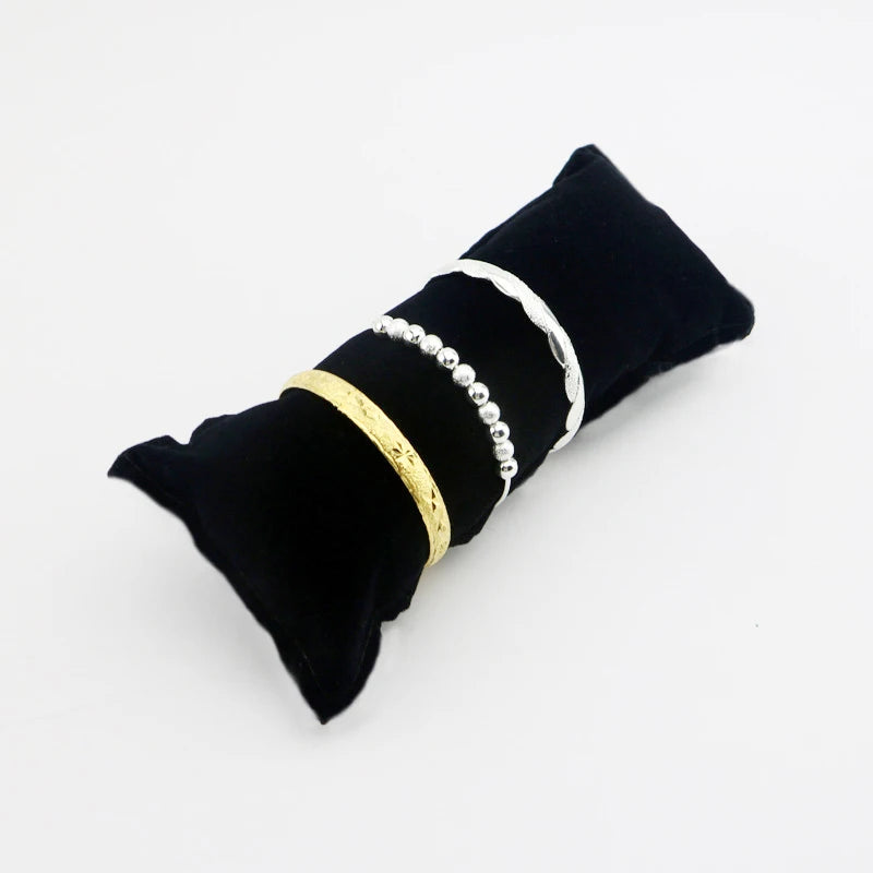 Wholesale Durable Velvet Pearl Bracelet Watch Display Pillows for Case Bangle Anklet Wristwatch Holder Jewelry Counter Organizer