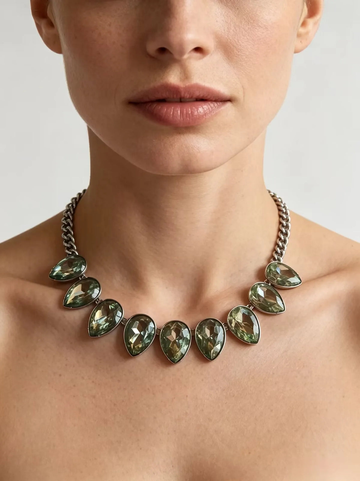 Women Choker Necklace Gold Plated Alloy Chain,Multicolor Round Resin Cat Eye Stone Statement Necklace Fashion Party Jewelry Gift