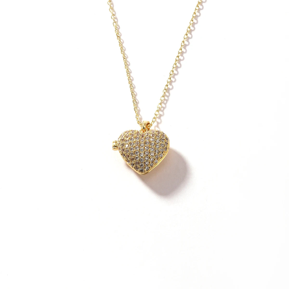 Vintage Enamel Heart Photo Locket Pendant Necklace for Women Minimalist Luxurious Non-Fading Stainless Steel Jewelry Accessory