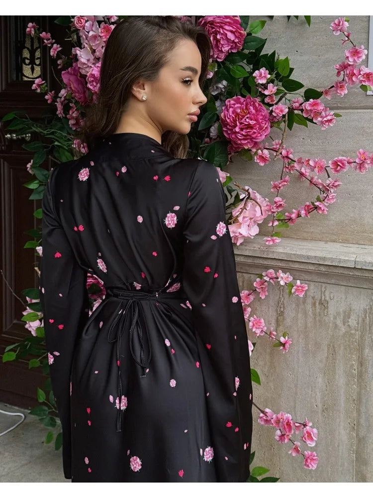 2025 Autumn Elegant Printed Satin Long Dress Women Slim Lace Up V-neck Full Sleeve Pleat Dresses Lady Party Evening Robes New