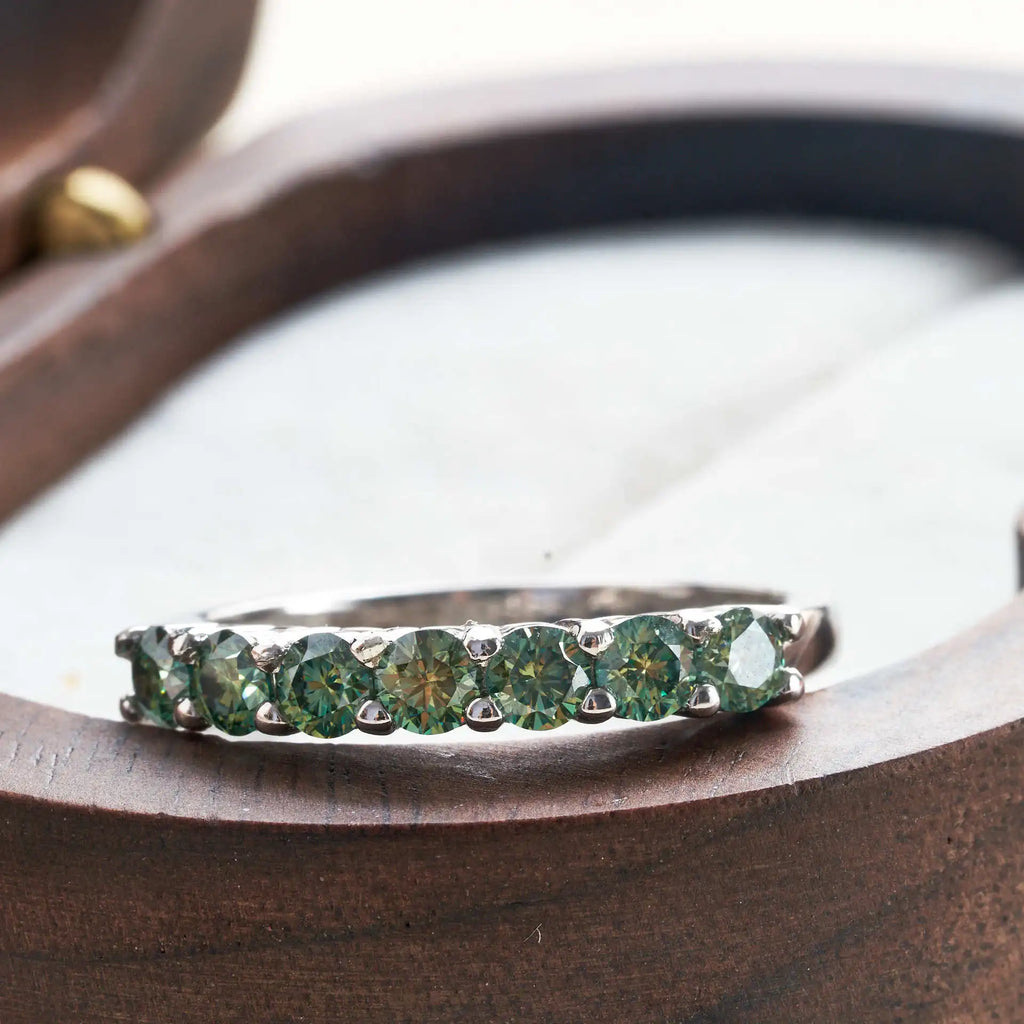 0.7CT D Color VVS1 EX Round Moissanite Ring 925 Sterling Silver Eternity Ring Women Engagement Wedding Luxury Band