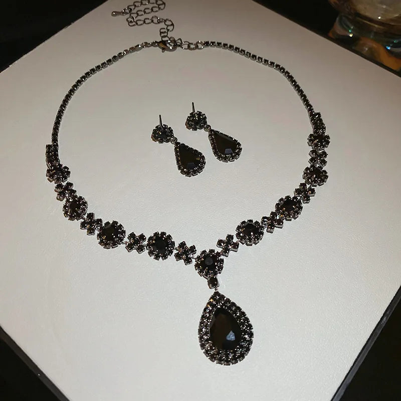 Sparkling Rhinestone Necklace Drop Earrings For Women Geometric Water Droplet Pendant Necklaces Wedding Bride Jewelry Sets