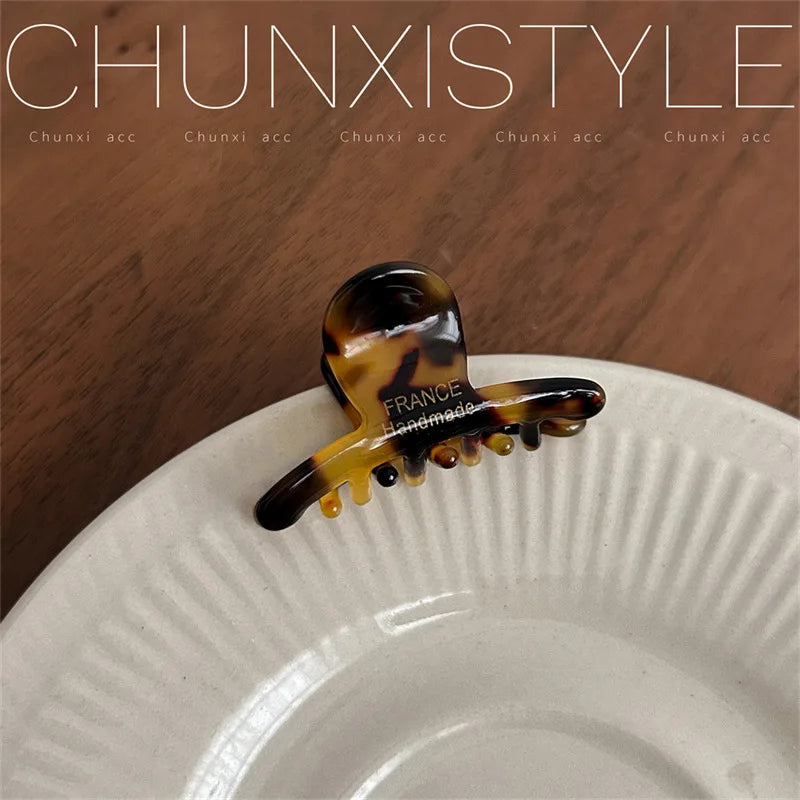 1Pc Middle Size Multi-color Acetate Cute Hair Claw For Bangs Small Hair Catch 4.5cm Hairpin Shark Clip Women Hair Accessories