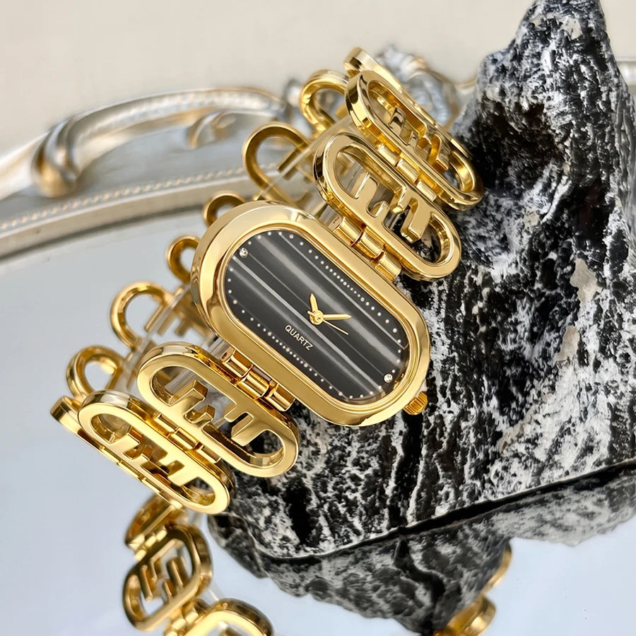 Designer Flat Oval Dial Double-F Chain Bracelet Fashion Watch for Women