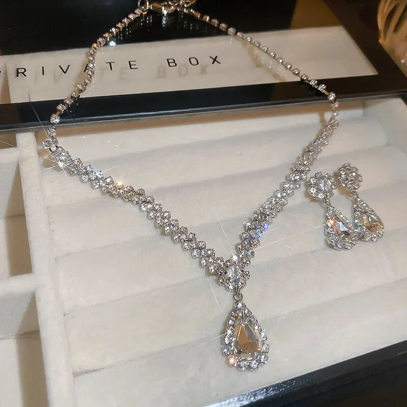 Sparkling Rhinestone Necklace Drop Earrings For Women Geometric Water Droplet Pendant Necklaces Wedding Bride Jewelry Sets