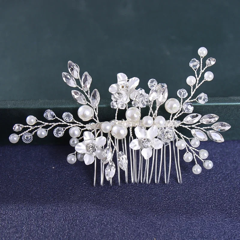 Wedding Crystal Pearls Hair Combs Handmade Hair Jewelry Bridal Headpiece Girls Headdress Women Hairpins Elegant Women Tiara