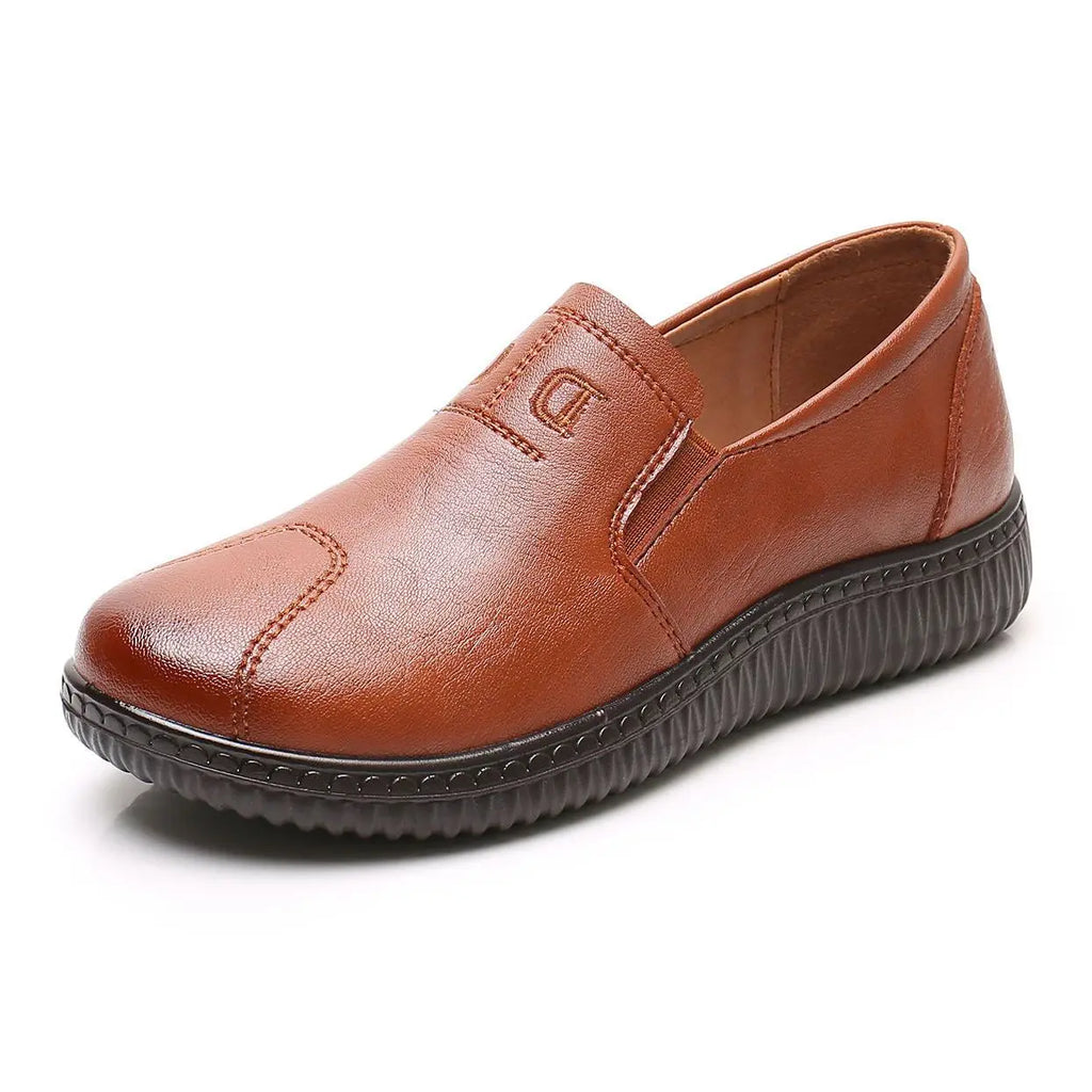 Mom Leather Shoes for Woman Comfortable Spring Summer Black Loafer Shoes Mother Ladies Soft Sole Lazy Flats Shoes