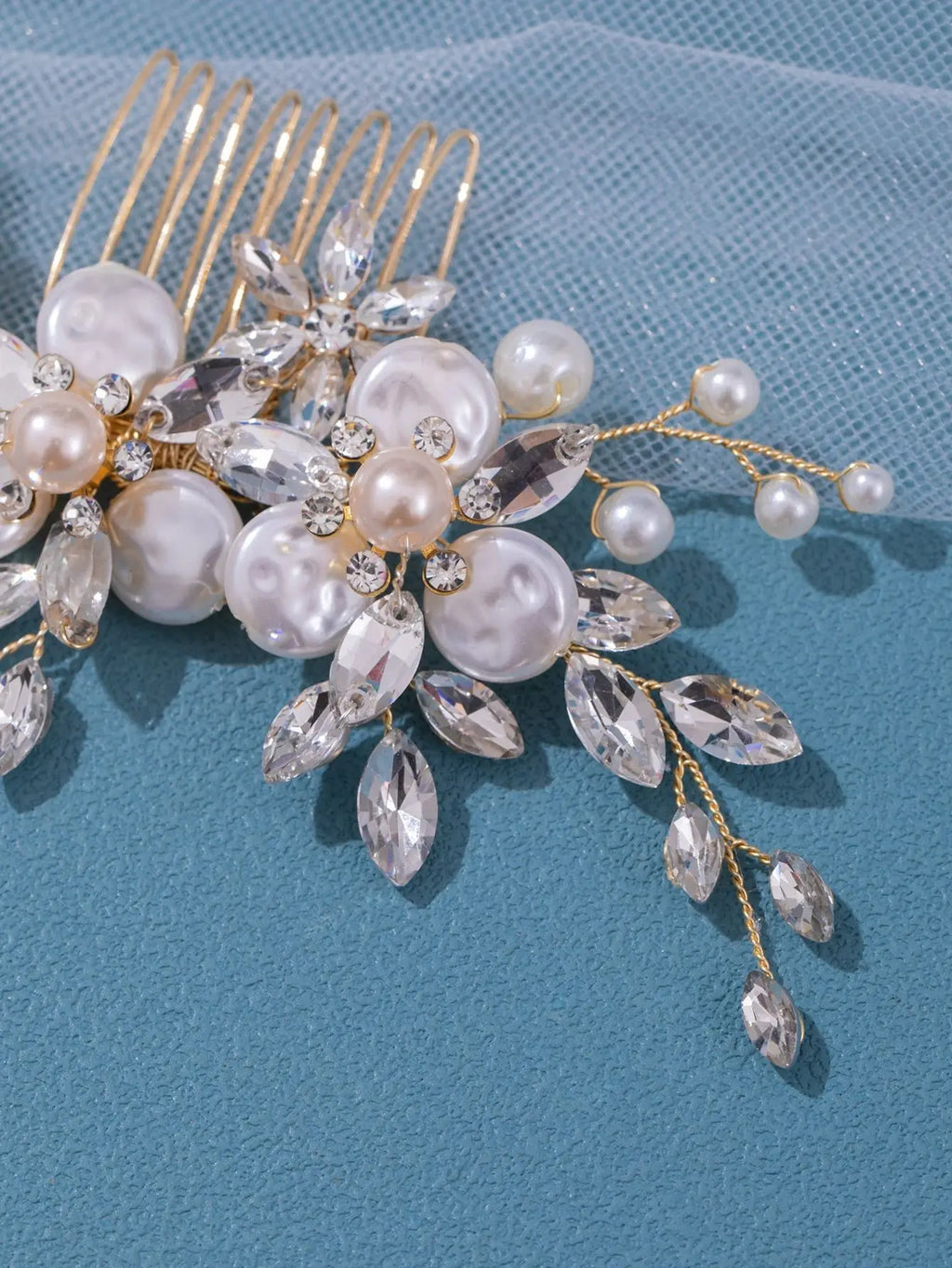 Wedding Crystal Pearls Hair Combs Handmade Hair Jewelry Bridal Headpiece Girls Headdress Women Hairpins Elegant Women Tiara
