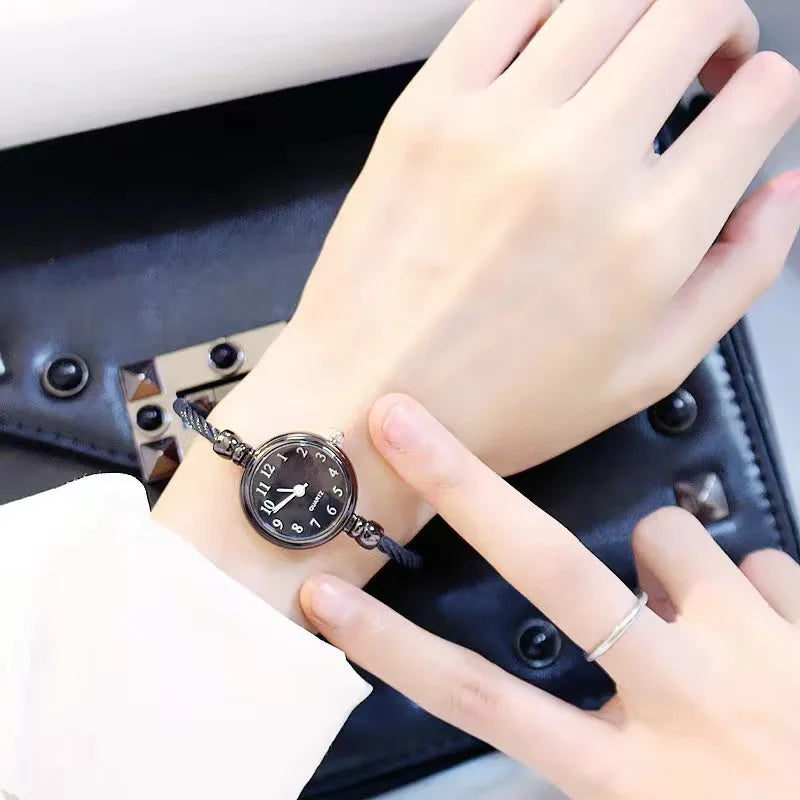 YIKAZE Women Watches Small Gold Bangle Bracelet Watch Stainless Steel Retro Ladies Quartz Wristwatch Clock Fashion Dress Watch