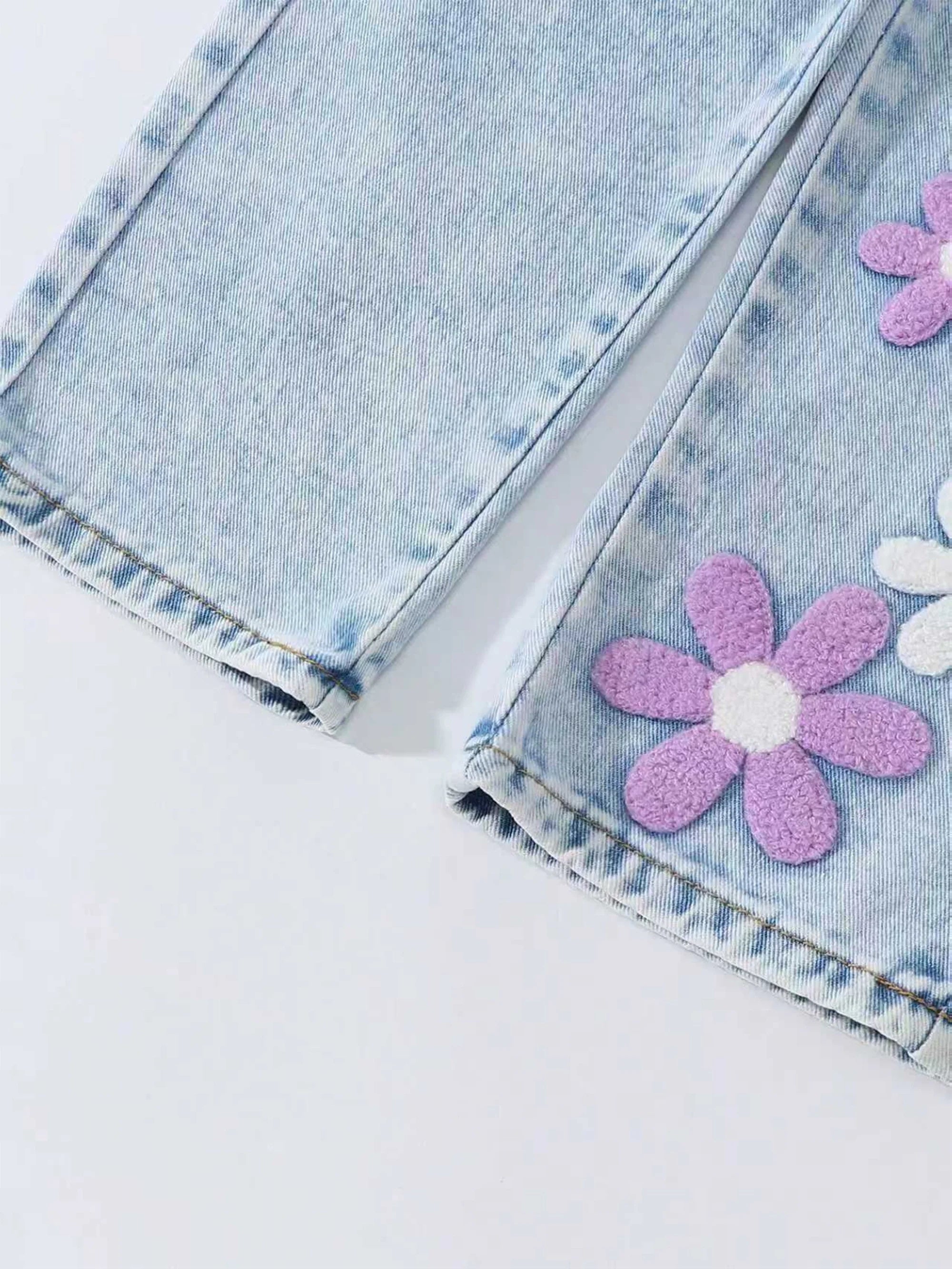 Girls' Floral-Printed Towel-Stitch Denim Jeans Trendy Loose Waist Design Versatile Casual Pants for Kids.Full elastic waistband
