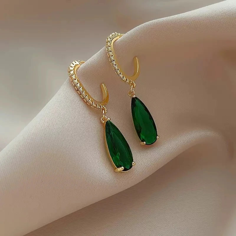 Huitan Pear Green CZ Drop Earrings for Women Temperament Gold Color Ear Hanging Earrings Office Lady's Luxury Trendy Jewelry