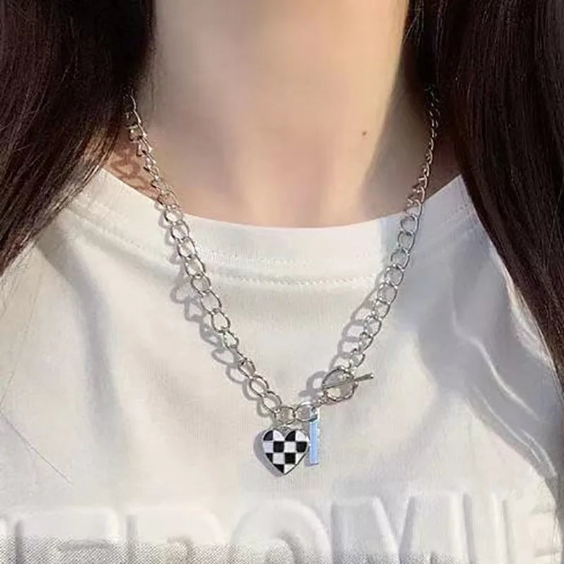 Y2K Crystal Butterfly Pendant Necklace Women Light Luxury Egirl Punk Heart Grunge Clavicle Chain Fashion Jewelry Party Gift 2023