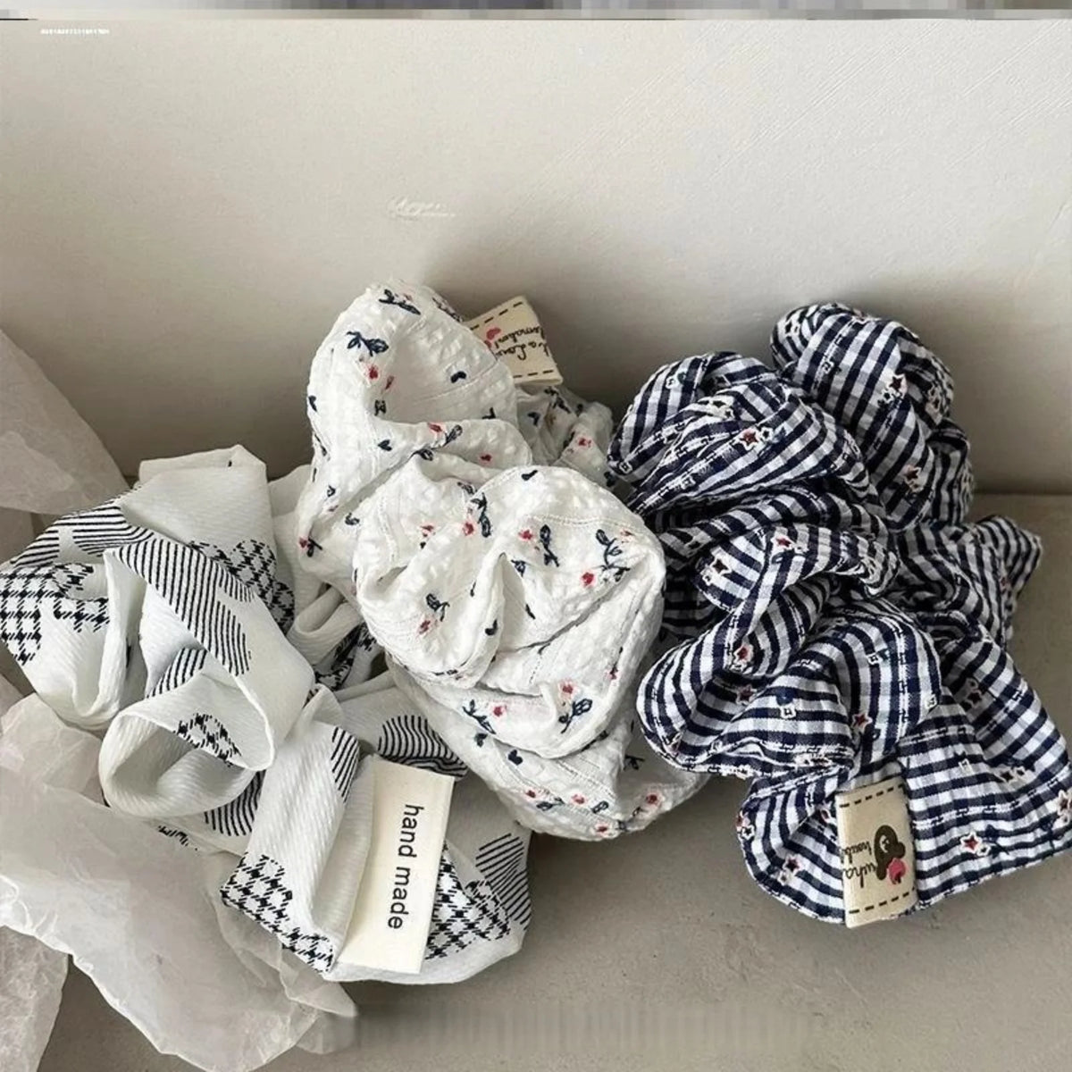 2pcs Literary Small Flower Ponytail Hair Accessories, Pastoral Temperament Fabric Durable Ornaments, Plaid Scrunchies, Cool and
