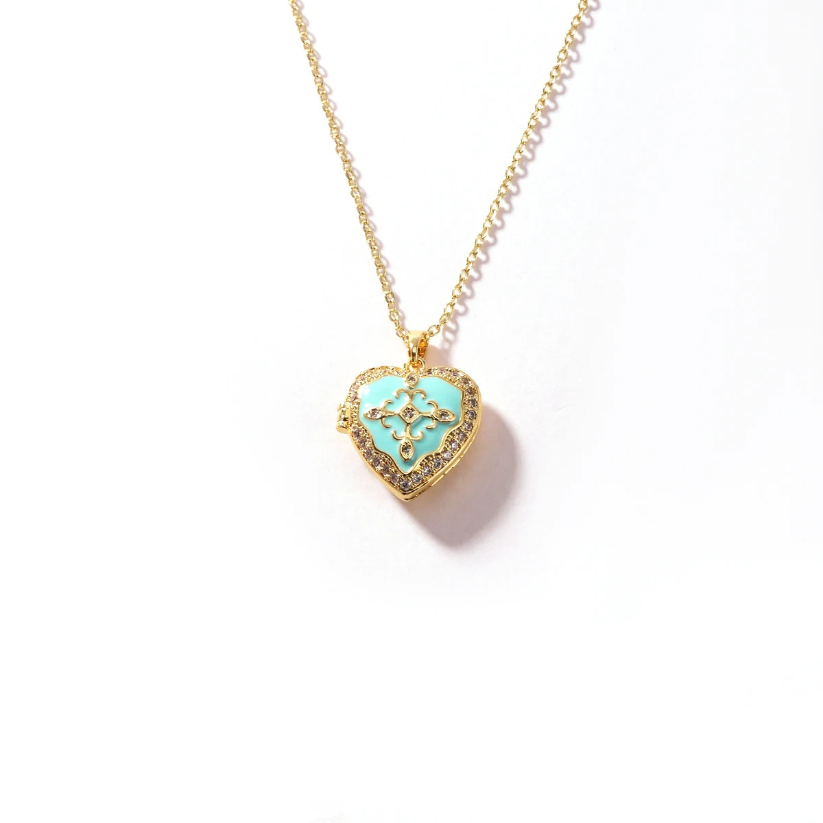 Vintage Enamel Heart Photo Locket Pendant Necklace for Women Minimalist Luxurious Non-Fading Stainless Steel Jewelry Accessory