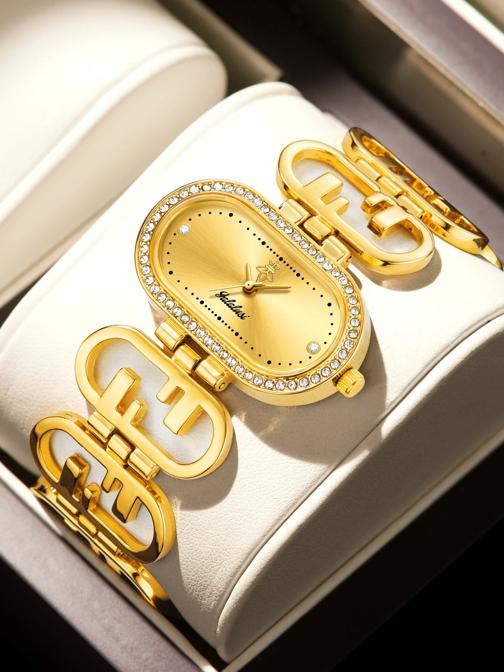 YaLaLuSi Vintage-Style Oval Diamond-Set Ladies’ Watch; Affordable Luxury Skeletonised Bracelet Quartz Ladies’ Watch Reloj