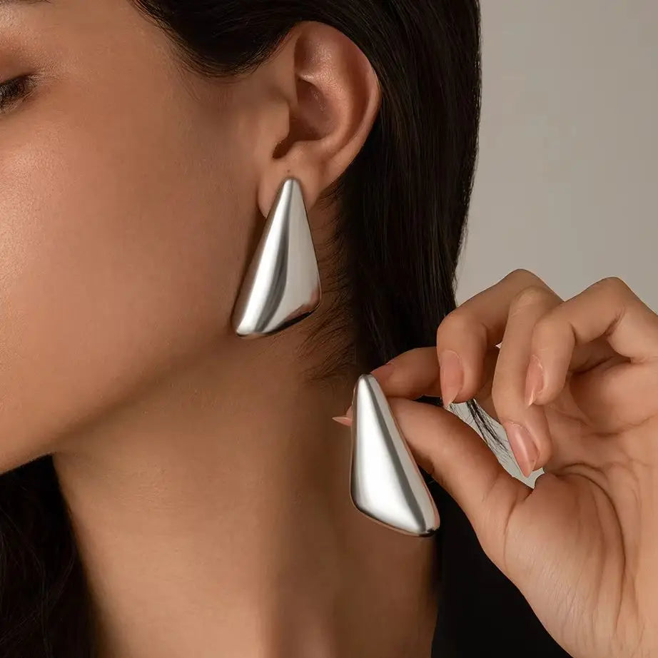 Ingemark Vintage Smooth Metal Triangle Stud Earrings Women Trend Goth Geometric Piercing Earrings Ear Jewelry Accessories Gift