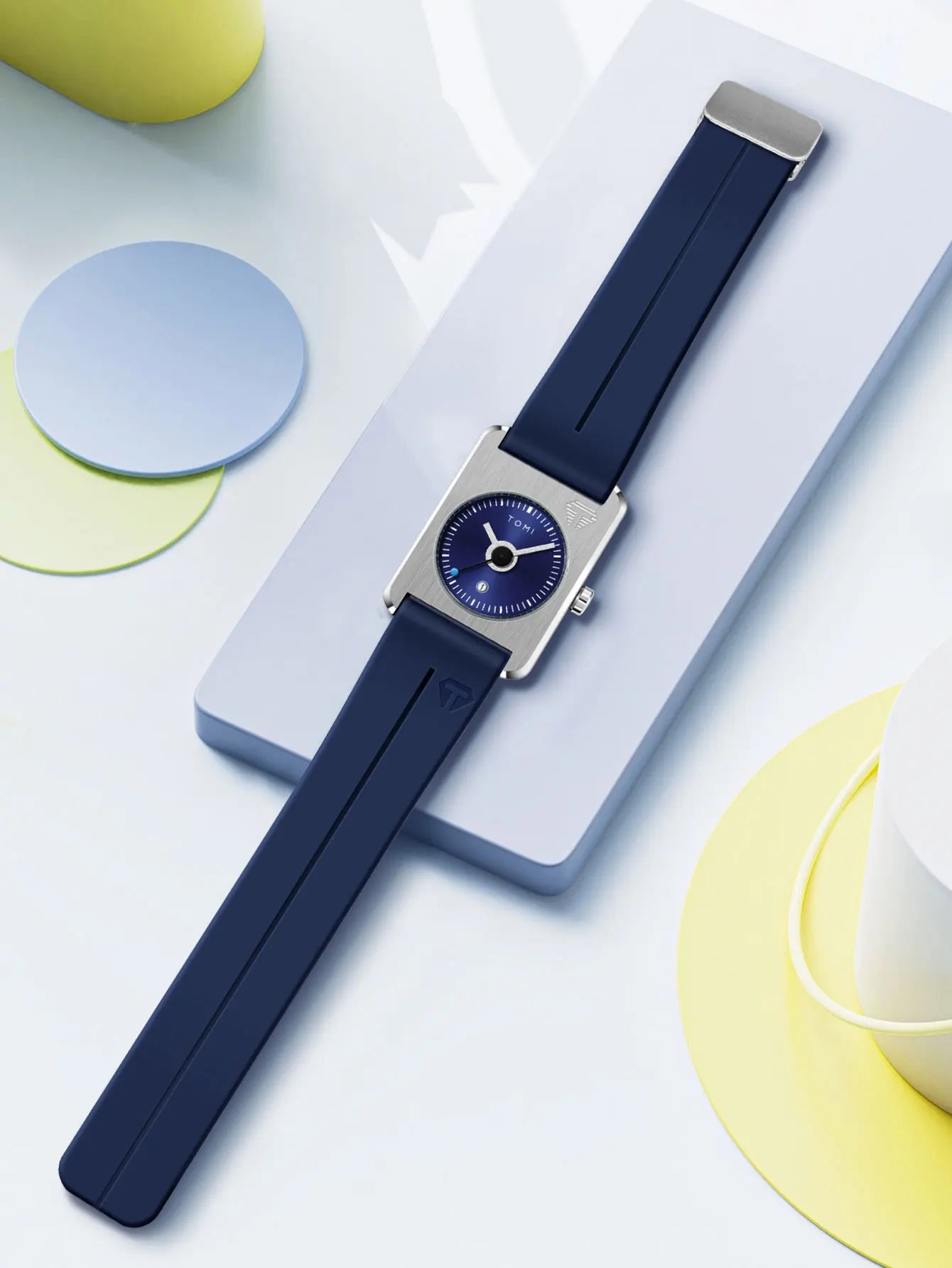 Men's fashion watches quartz watches square small dial wrist watches magnetic buckle watches simple leisure watches