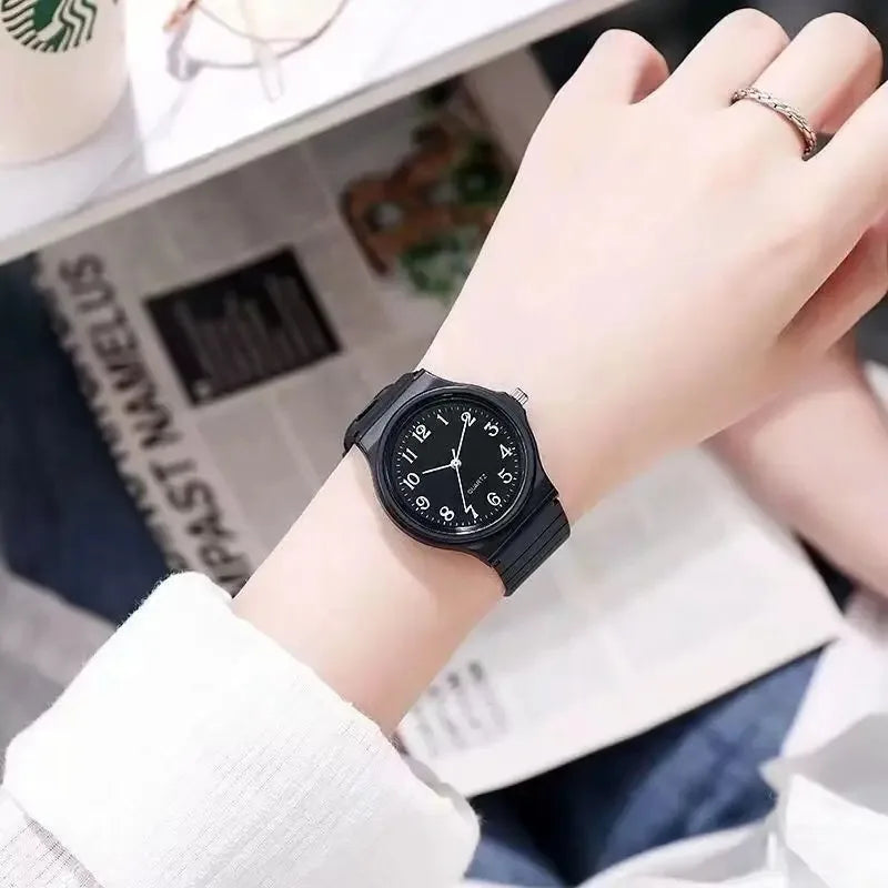 Simple Women's Quartz Watch with Silicone Strap Waterproof round Small Dial Student Exam Watch for Ladies