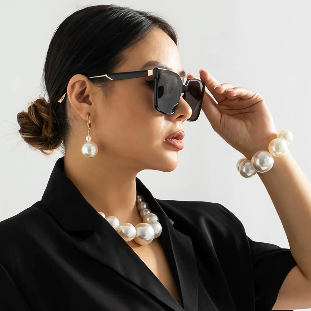 IngeSight.Z Exaggerated Big Imitation Pearls Choker Necklace for Women Personality Elegant White Pearl Beaded Bride Jewelry 2025