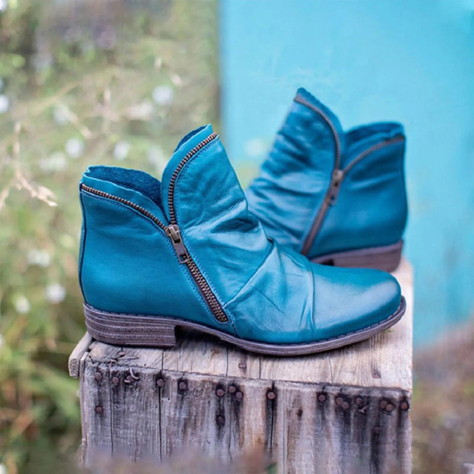 Women Boots Leather Ankle Boots Flat Shoes Autumn Winter Snow Boots Platform Zipper Up Punk Boots Square Heel Ladies Shoes