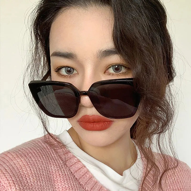 Square-framed Big Face European And American Trend Sunglasses Female Retro New Net Red With The Same Glasses Sunglasses 1180
