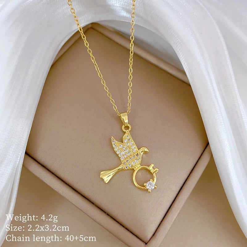 Fashionable Luxury Micro-Set Zircon Copper Pendant Necklace for Women Stylish Personality Versatile Stainless Steel Choker Jewel
