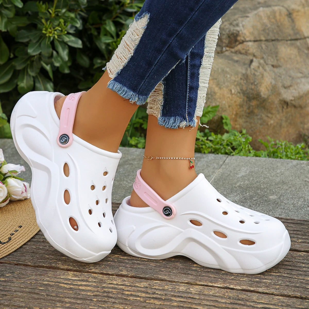Women's Platform Sandals 2024 Summer Thick Sole eva Clogs Garden Shoes for Women Outdoor Chunky Non Slip Beach Slippers