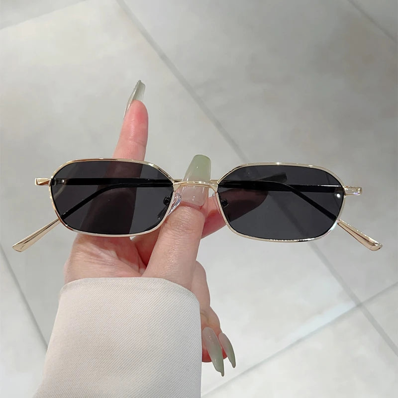 KAMMPT Vintage Rectangle Sunglasses Men Stylish Metal Rim Retro Shades Women Trendy Fashion Brand Design Decorative Sun Glasses