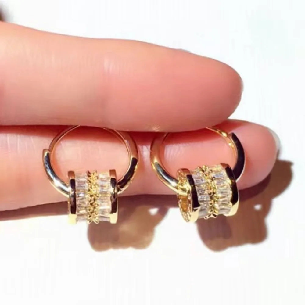 2026 New Designer Earrings Round Super Shiny Zircon Earrings Charming Luxury Women's Jewelry Cute Girl Gift Christmas Gift