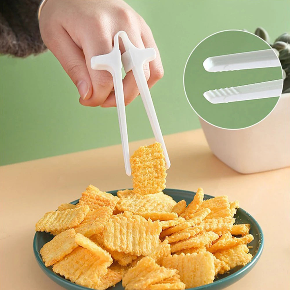 1PC Playing The Game With Chopsticks. The Clips Are Not Dirty The Chopsticks And The Clips Home Kicthen
