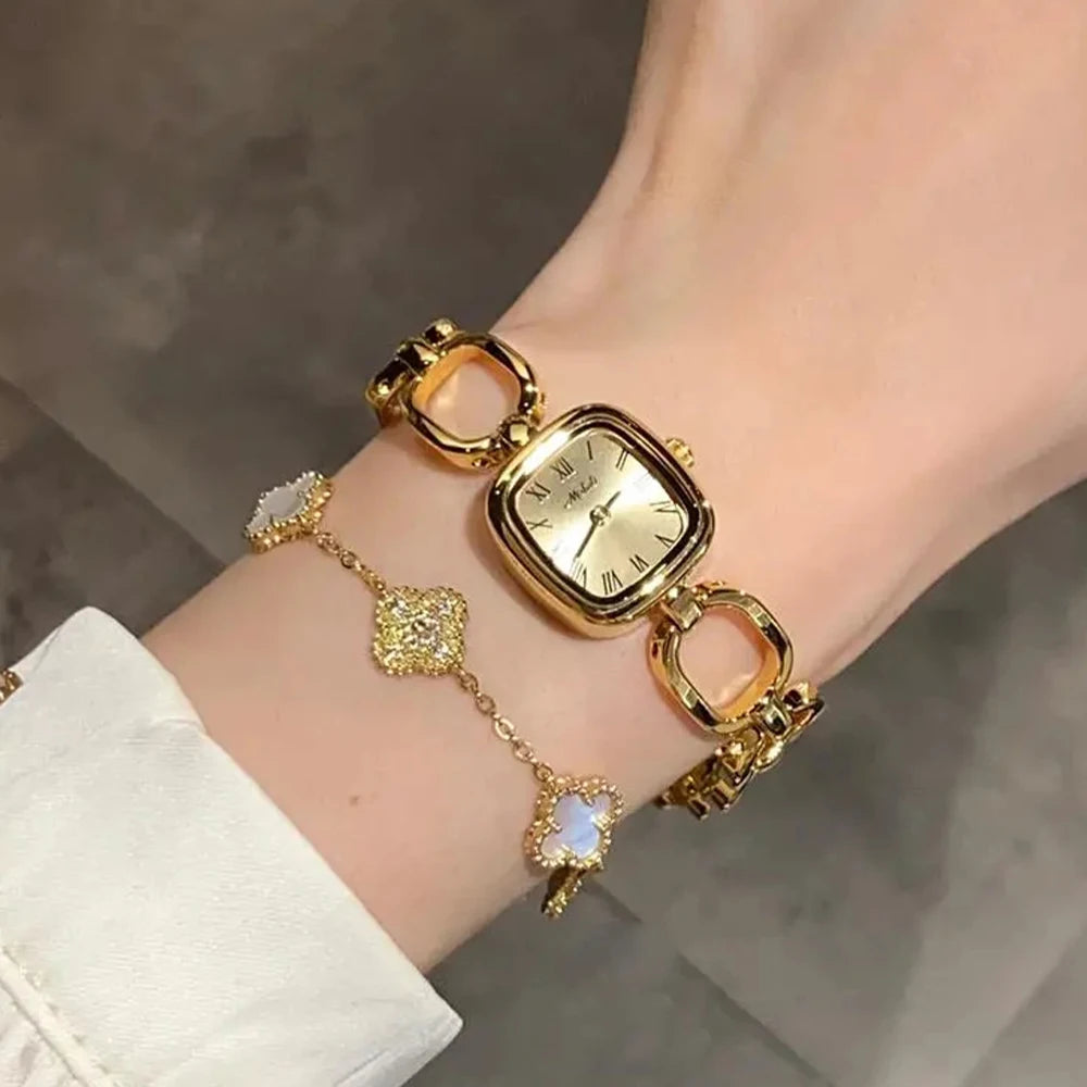 GEDI Women's Watch Fashion Gold Hollow Strap Quartz Niche Light Luxury Vintage Casual Square Dial Female Wrist Watch Gifts