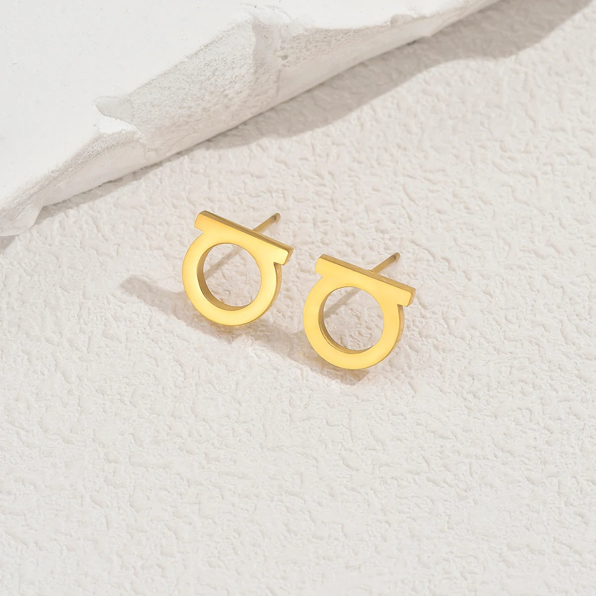 Simple Smooth / Shiny Crystal Small Stud Earrings Silver/Gold Color Tiny Posting Earrings Women's Minimalist Luxury Jewelry
