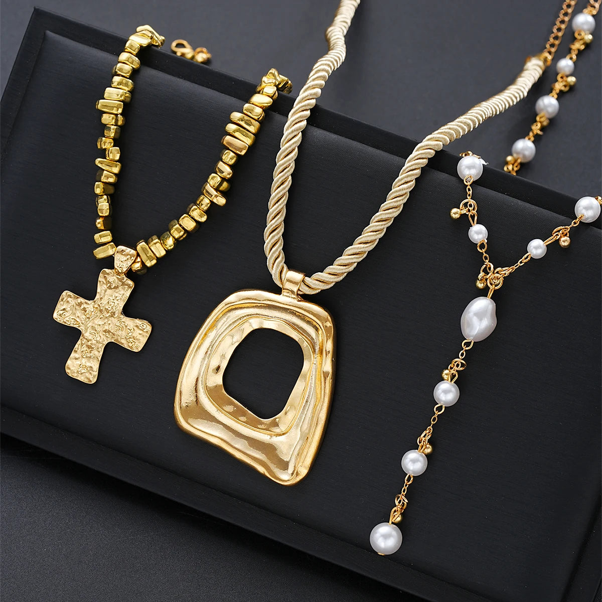 3pcs Exaggerated Irregular Cross Pendant Necklace Set For Women European and American Vintage Pearl Beads Necklace Party Jewelry