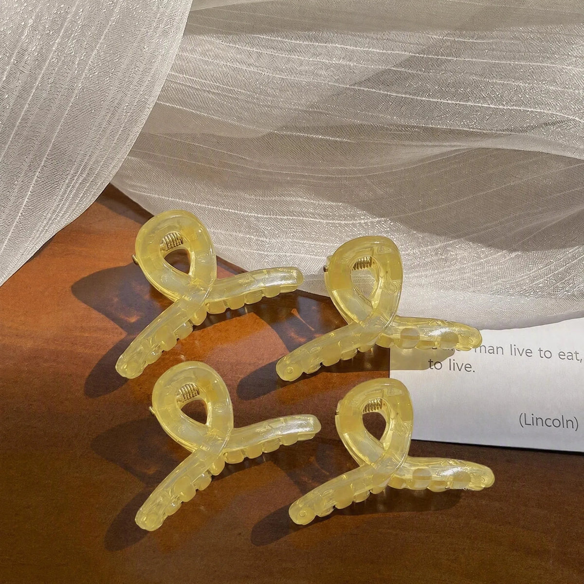 4pcs Mini Cute Claw Clip Small Girl Hair Claw Semi Transparent Bangs Side Clip Small Shark Clip Women's Hair Accessory