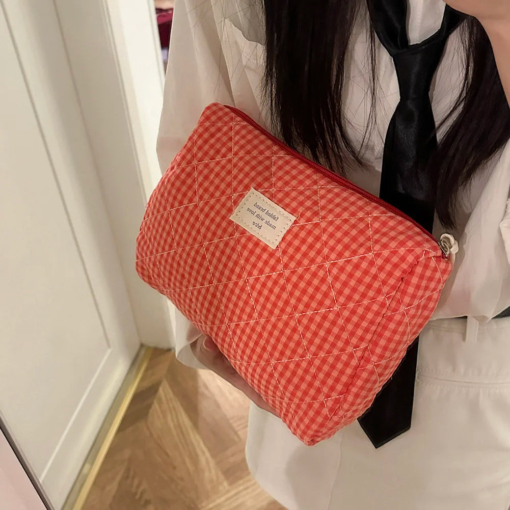 Large Capacity Cotton Makeup Bag Women Checkered Brushes Storage Bag Sweet Cute Travel Toiletry Bag Casual Ladies Soft Organizer