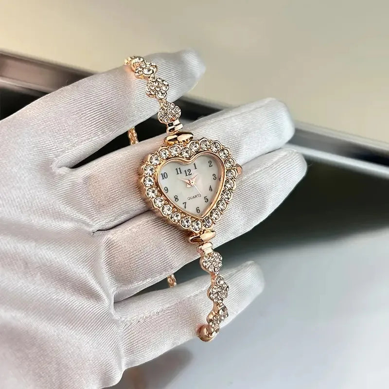New Women's Heart shaped Diamond studded Steel Belt Fashion Versatile High Beauty Daily Matching Bracelet Watch Relogio