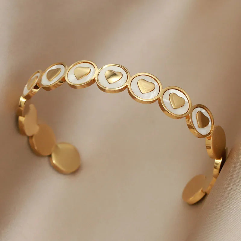 Heart Desgin High Quality Stainless Steel Open Bracelet Love Shell Cuff Titanium Bangle for Women Jewelry Accessories Gifts
