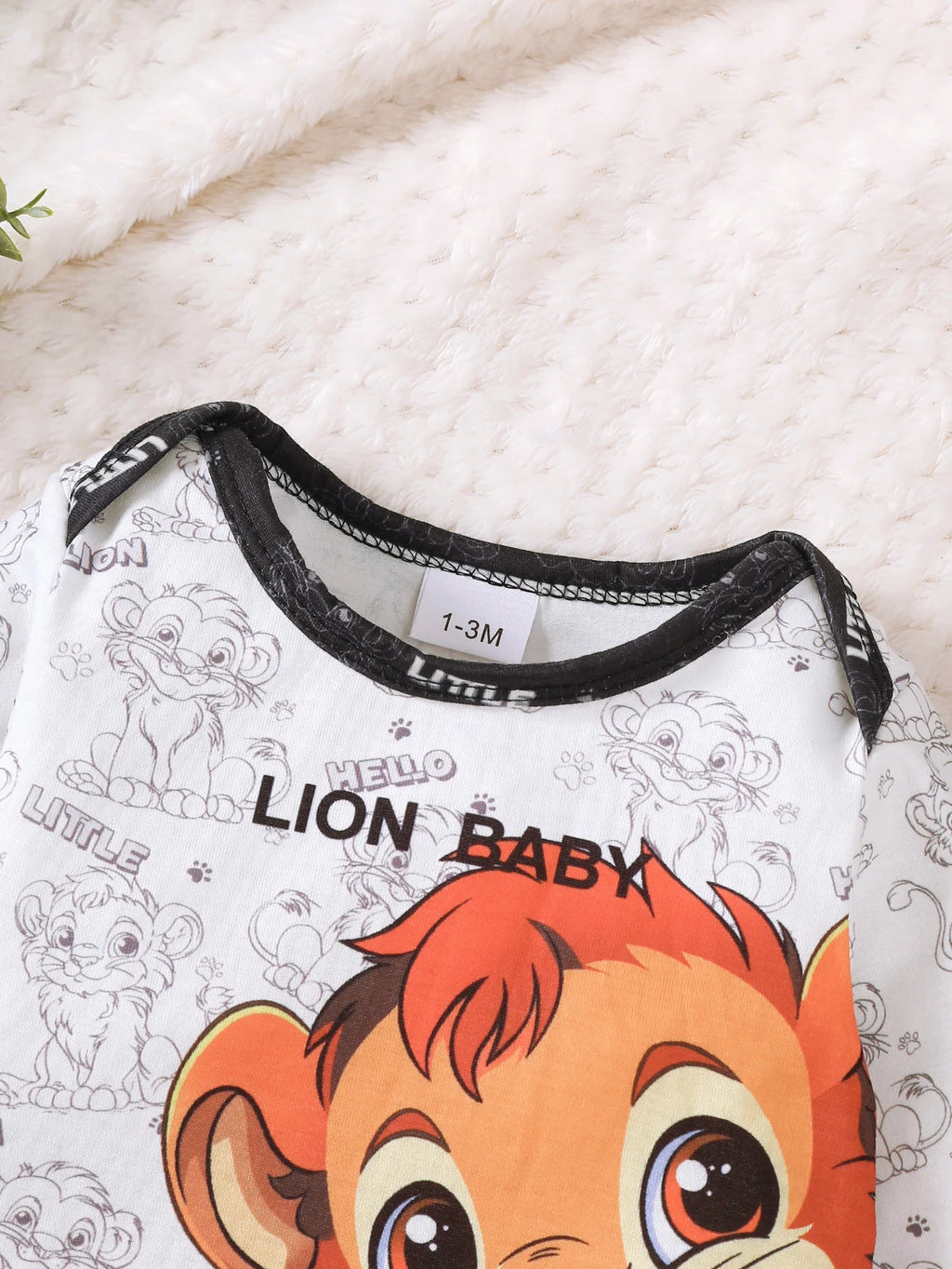 3Pcs Baby Boy Set Round Neck Lion Full Print Bodysuit+Pants Set Suitable for 0-18 Months Newborns Baby Boys Spring  Autumn Set