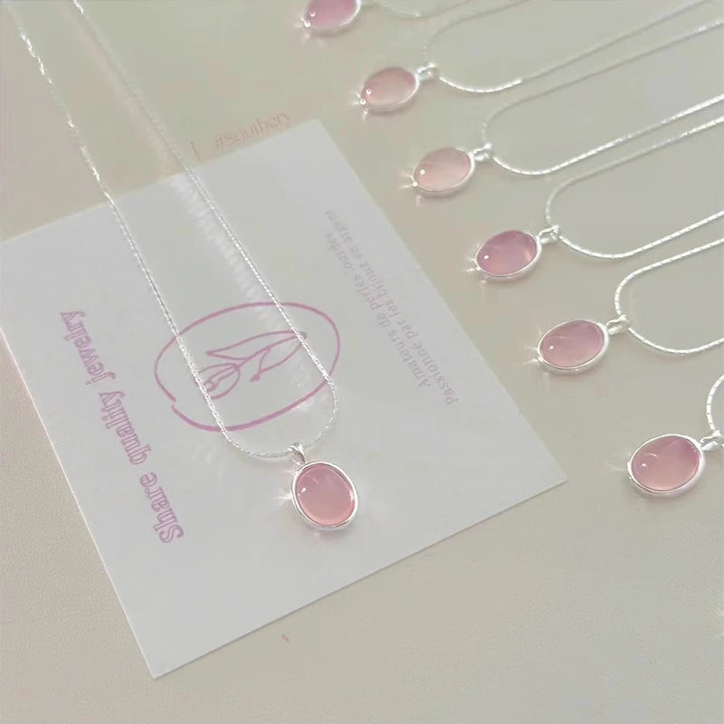 925 Sterling Silver Pink Crystal Moonstone Necklace For Women Fashionable And Simple Oval Pendant Collarbone Chain Party Jewelry