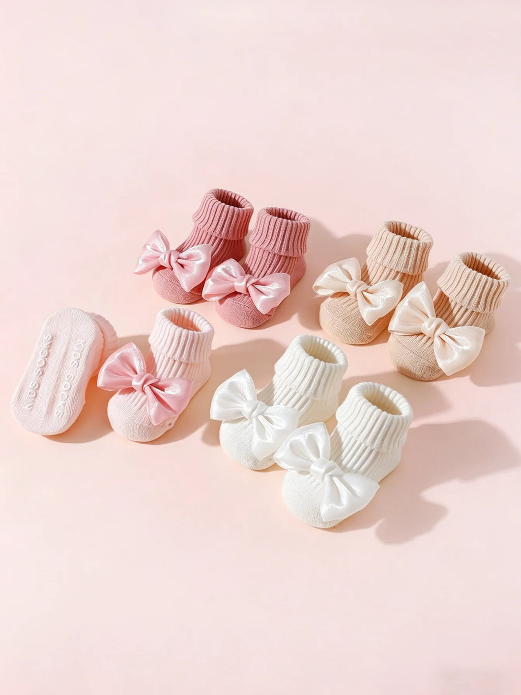 4 Pairs of Baby Girls' Socks Cotton Soft Bow Ankle Socks Anti-Slip Glue Grip Infant Toddler Socks are Suitable for Newborn Aged 0-24 Months Cute Soft and Comfortable for Baby Girl 's First Walkers Daily Wear Gift